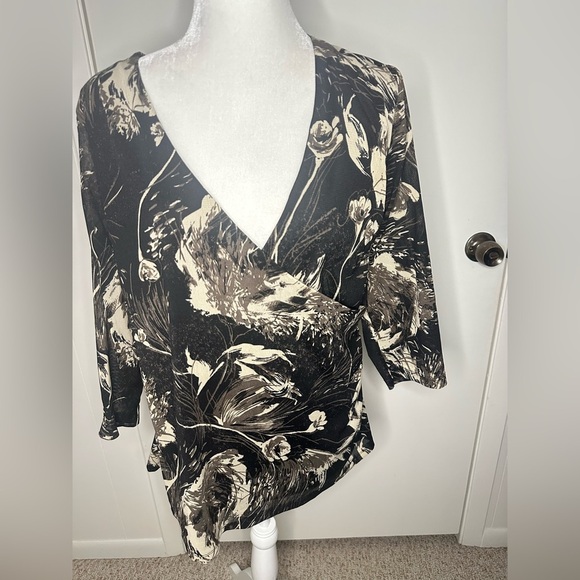 Coldwater Creek Black and Cream Asymmetrical Wrap Blouse size 1X 16W-18W - Picture 1 of 8